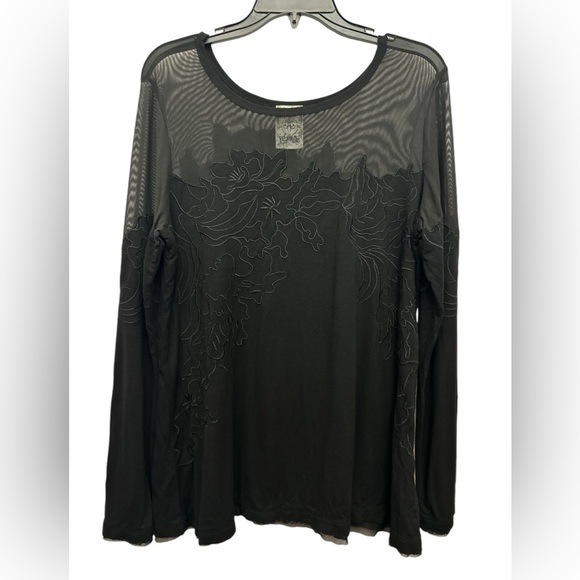 Vocal USA Long Sleeve Mesh Neckline Floral Textured Top Size Large Black - Picture 1 of 4